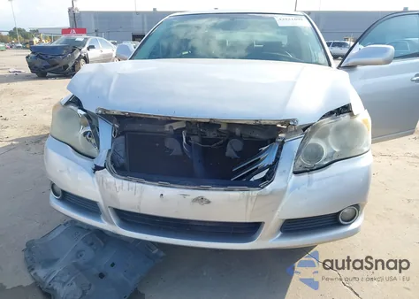 2010 Toyota Avalon Limited из США, поврежденный, VIN 4T1BK3DB2AU369884